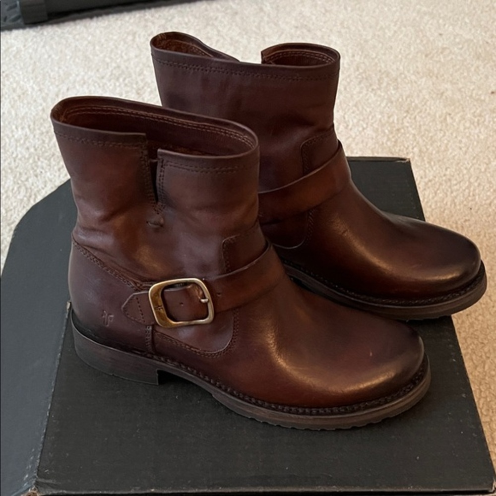 FRYE Veronica Bootie Leather Buckle Moto Ankle Boots Women US Size 6 Tan
